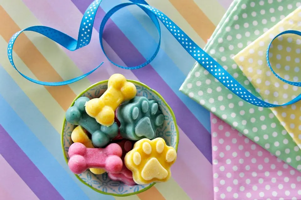 pastel pupscicle Easter dog treats